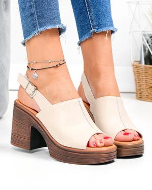 Sandale dama piele naturala bej cu toc gros patforma si inchidere catarama JY3690