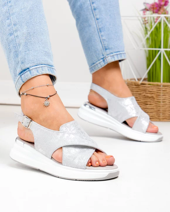Sandale Dama - Sandale dama piele naturala intoarsa gri cu model floral T-8006-2