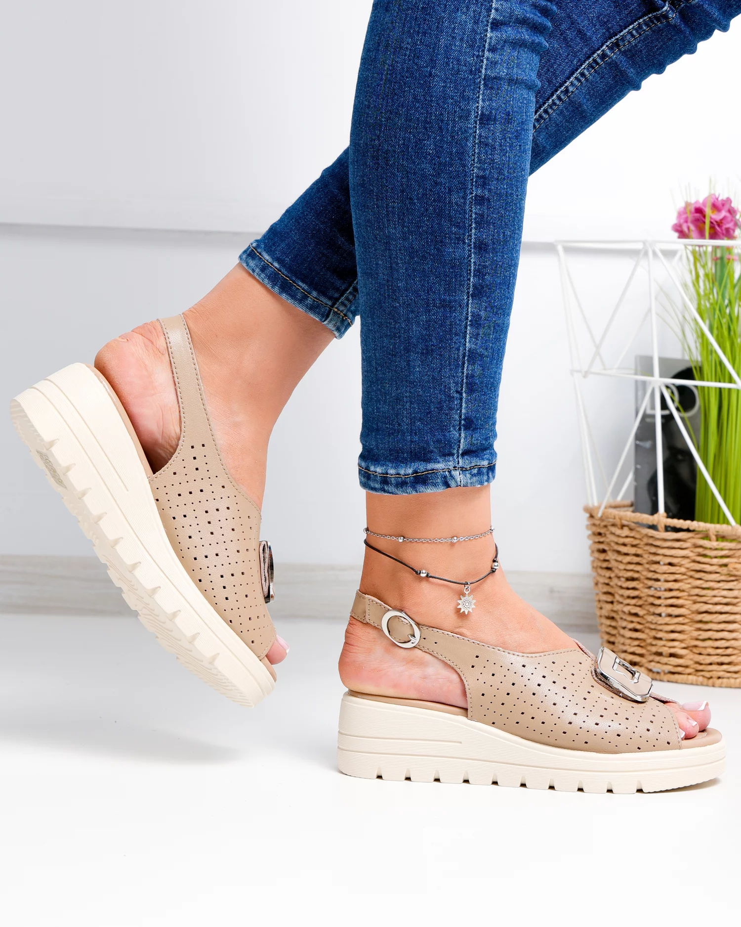 sandale-dama-piele-naturala-kaki-cu-model-perforat-t-8021-2-102724-2.webp