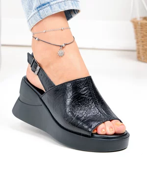 Sandale dama piele naturala lucioasa negre cu talpa tip platforma T-8038