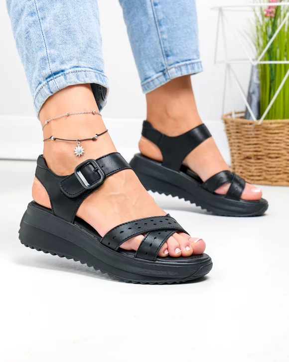 Sandale dama piele naturala negre cu barete perforate si talpa groasa F001-804