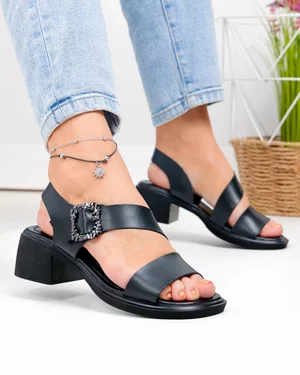 Incaltaminte Dama - Sandale dama piele naturala negre cu inchidere catarama si varf lat JY5769