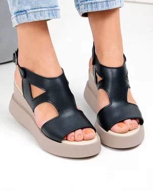Sandale Dama - Sandale dama piele naturala negre cu talpa tip platforma PV985