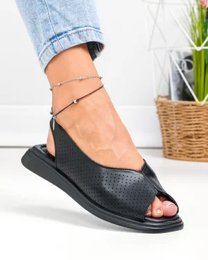 Outlet - Ultimele Marimi - Sandale dama piele naturala negre perforate cu talpa joasa T6028