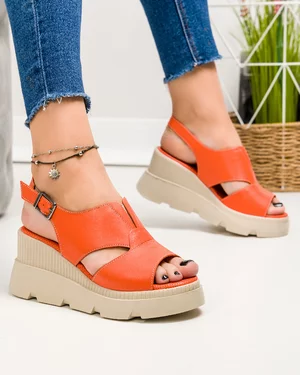 Sandale dama piele naturala portocalii cu platforma AKD   1000