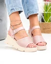 Sandale dama piele naturala roz cu talpa bej si inchidere catarama T6025 1