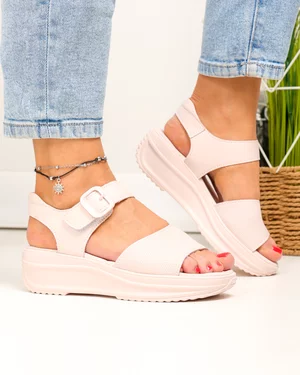 Sandale dama piele naturala roz deschis cu inchidere scai si talpa groasa F001-797