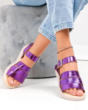 Sandale dama piele naturala texturata mov cu inchidere catarama PV981