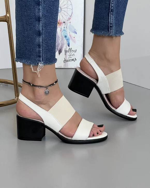 Sandale Piele Naturala Cu Toc Si Bareta Elastica Bej AK0165