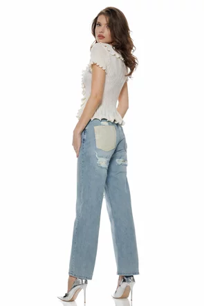 Bluza eleganta din tricot premium alba cu volane delicate