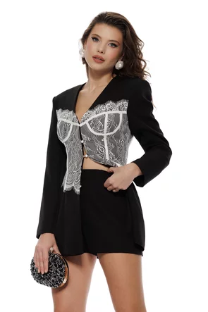 Compleu dama elegant negru cu aplicatii de dantela stil corset si pantalon scurt