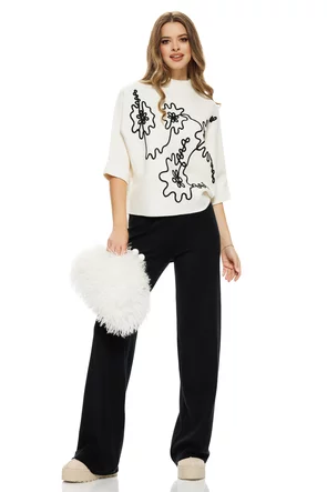 Compleu dama tricotat premium pantalon neagru si pulover crem cu maneca fluture