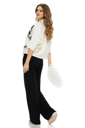 Compleu dama tricotat premium pantalon neagru si pulover crem cu maneca fluture