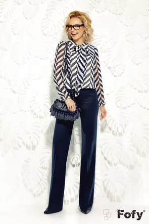 Pantaloni Fofy bleumarin din stofa premium cu cadere fluida si aspect elegant.