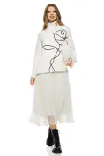 Compleu dama elegant crem cu angora pulover pe gat cu trandafir si rochie cu fusta de tull plisat bordurata picture - 1