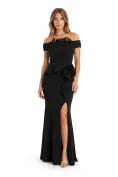 Rochie lungă neagra de ocazie tip sirena cu aplicatii de pene picture - 1