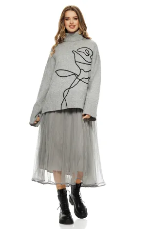 Compleu dama elegant gri cu angora pulover pe gat cu trandafir si rochie cu fusta de tull plisat bordurata