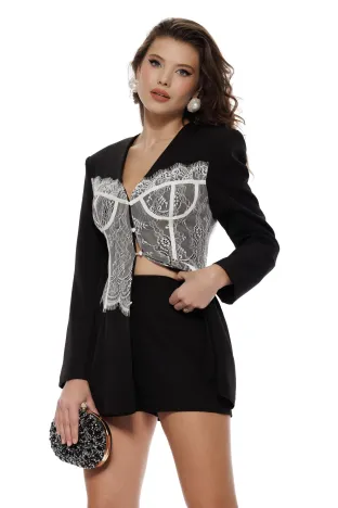 Compleu dama elegant negru cu aplicatii de dantela stil corset si pantalon scurt