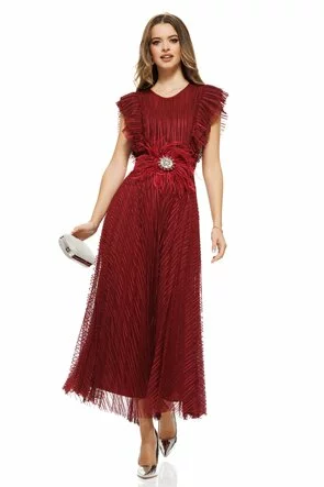 Rochie eleganta de ocazie bordo din tull structurat cu catarama pene si cristale