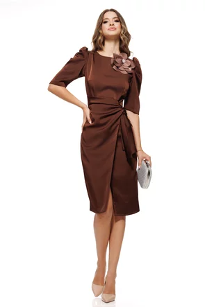 Rochie eleganta Fofy maro cu fusta petrecuta nod stilizat floare decorativa detasabila