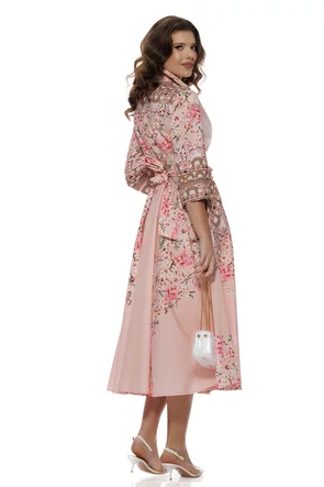 Rochie eleganta roz din bumbac cu imprimeu flori de cires cambrare petrecuta si buzunare