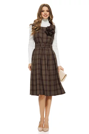 Rochie sarafan din stofa supersoft in carouri cu  floare detasabila si curea