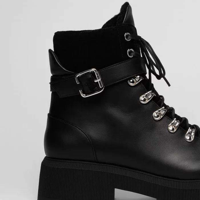 Bocanci Negrii din Piele Naturala Vladis cu catarama picture - 2