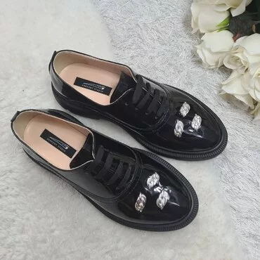 Pantofi oxford din piele naturala neagra Greta