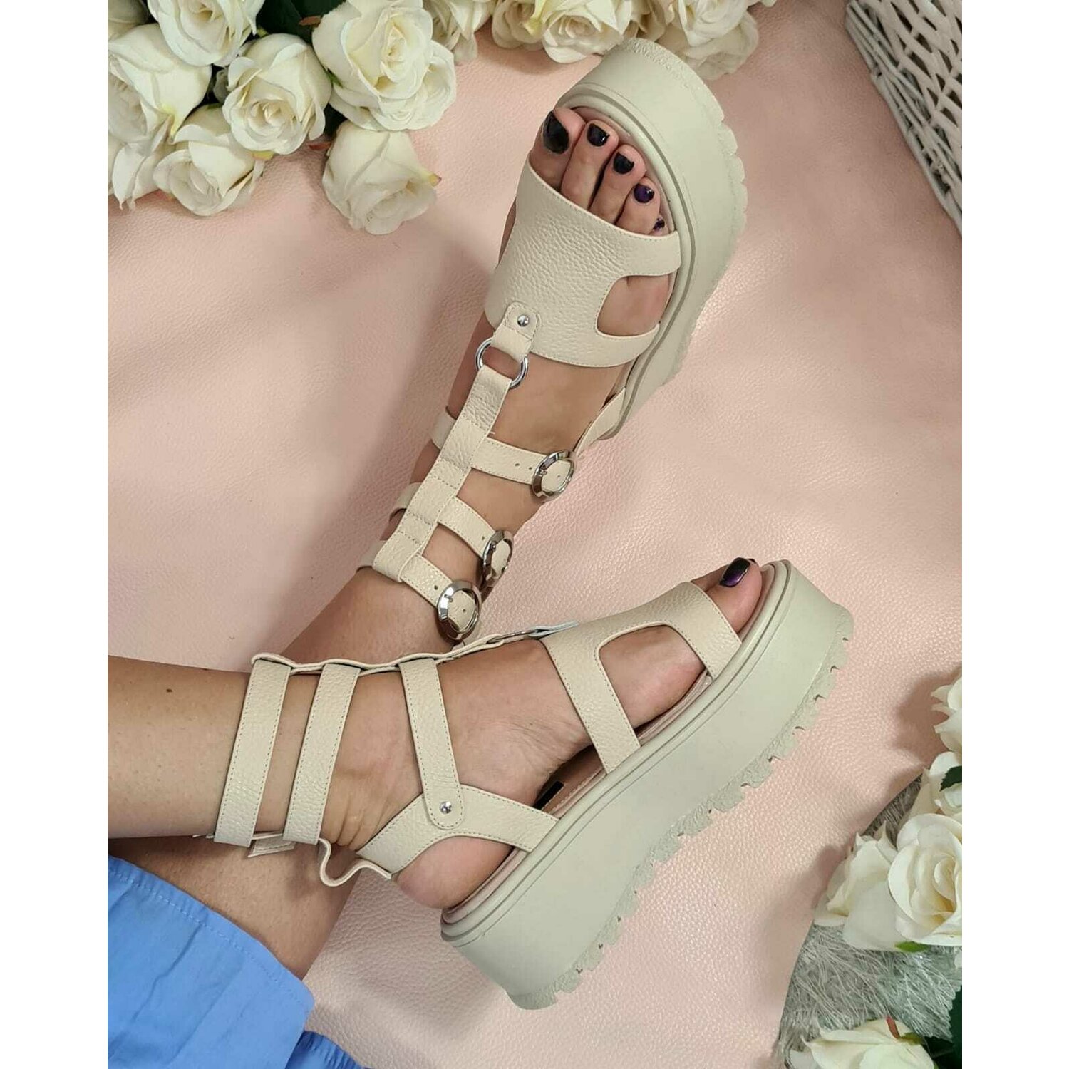 Aceasta este imaginea corespunzatoare acestui obiect