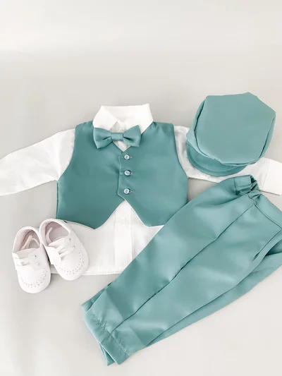 Costum botez baiat Caius