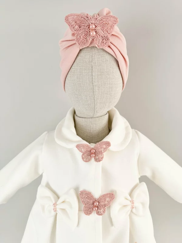 Palton alb cu fluturasi si turban roz picture - 3