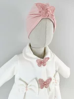 Palton alb cu fluturasi si turban roz picture - 4