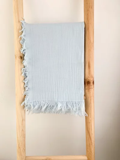 Patura bebelus din muselina bleu