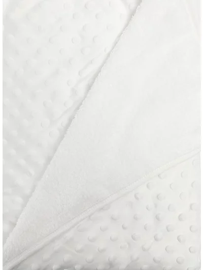 Patura bebelusi pufoasa cu bulinute - alb