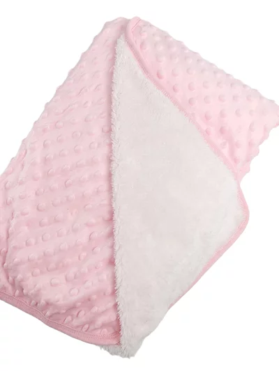 Patura bebelusi pufoasa cu bulinute - roz