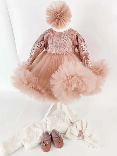 Rochita fetita Doinita