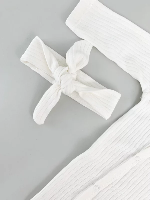 Salopeta fetite alba buchetel de flori - 2 piese picture - 3