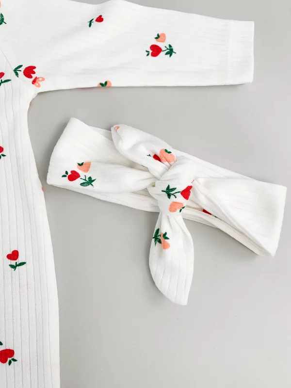 Salopeta fetite alba cu flori si bentita - 2 piese picture - 3