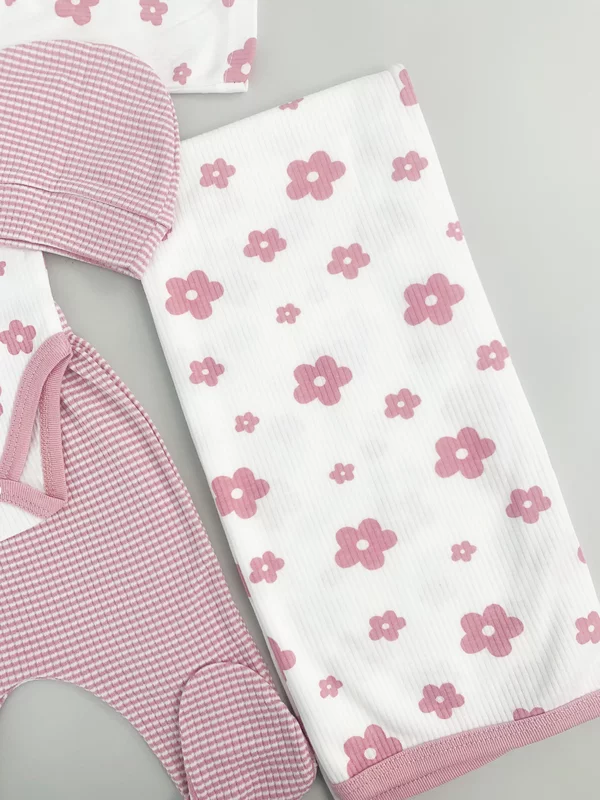 Salopeta fetite cu paturica si caciulita - 4 piese picture - 4