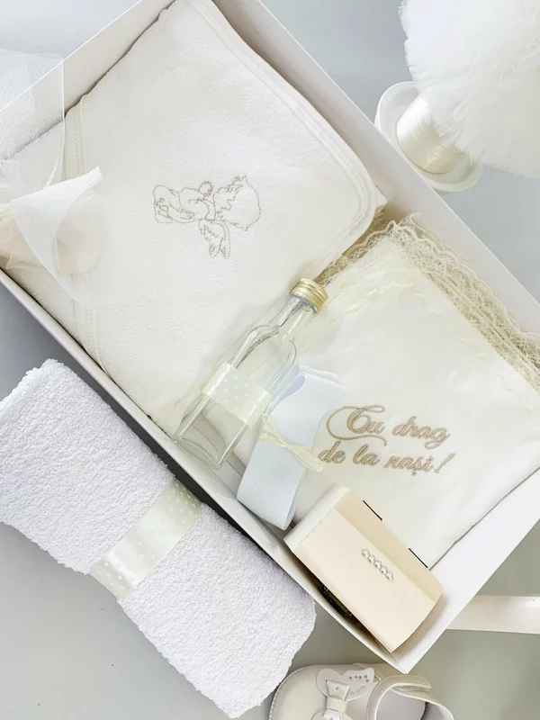 Set botez fetita Lunaria picture - 4