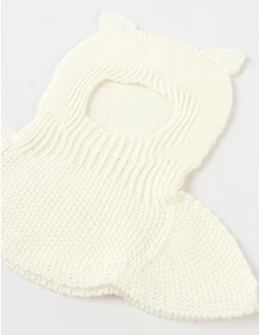 Cagula urechiuse pisicuta ecru