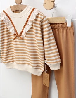 Compleu cu broderie Mada, model cu bej