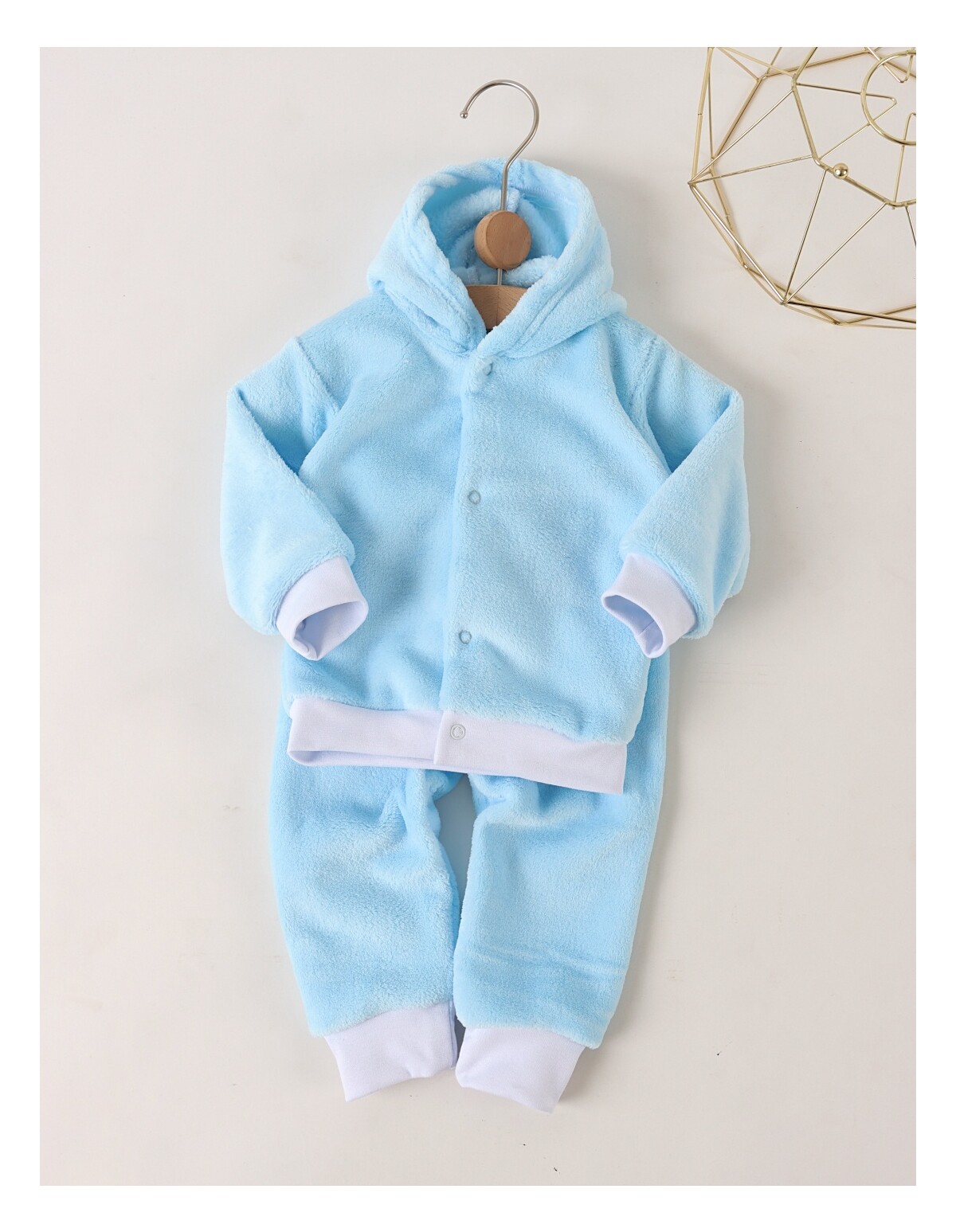 Aceasta este imaginea corespunzatoare acestui obiect