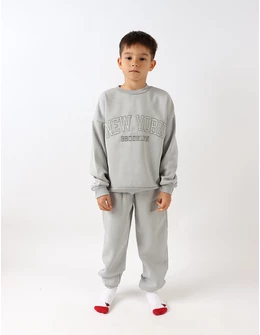 Compleu vatuit, Brooklynm NY, gri