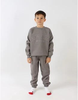 Compleu vatuit, Brooklynm NY, gri-inchis