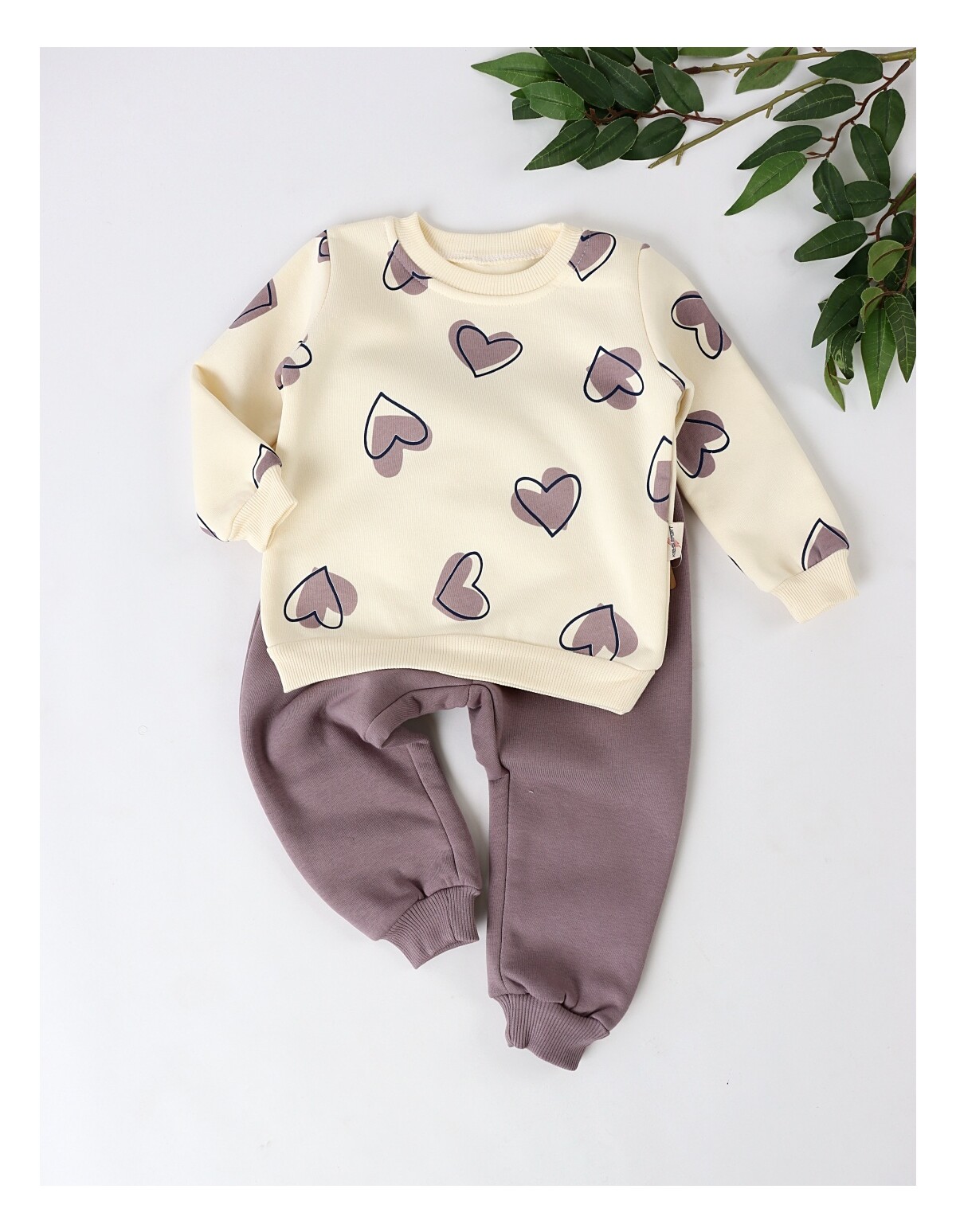 Compleu vatuit Hearts, mov