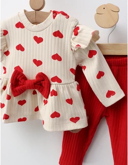 Costumas Cinthya Inimioare, crem-rosu