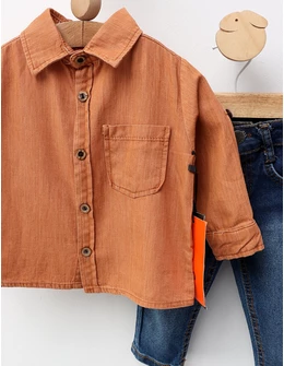 Costumas elegant Carol, model caramiziu