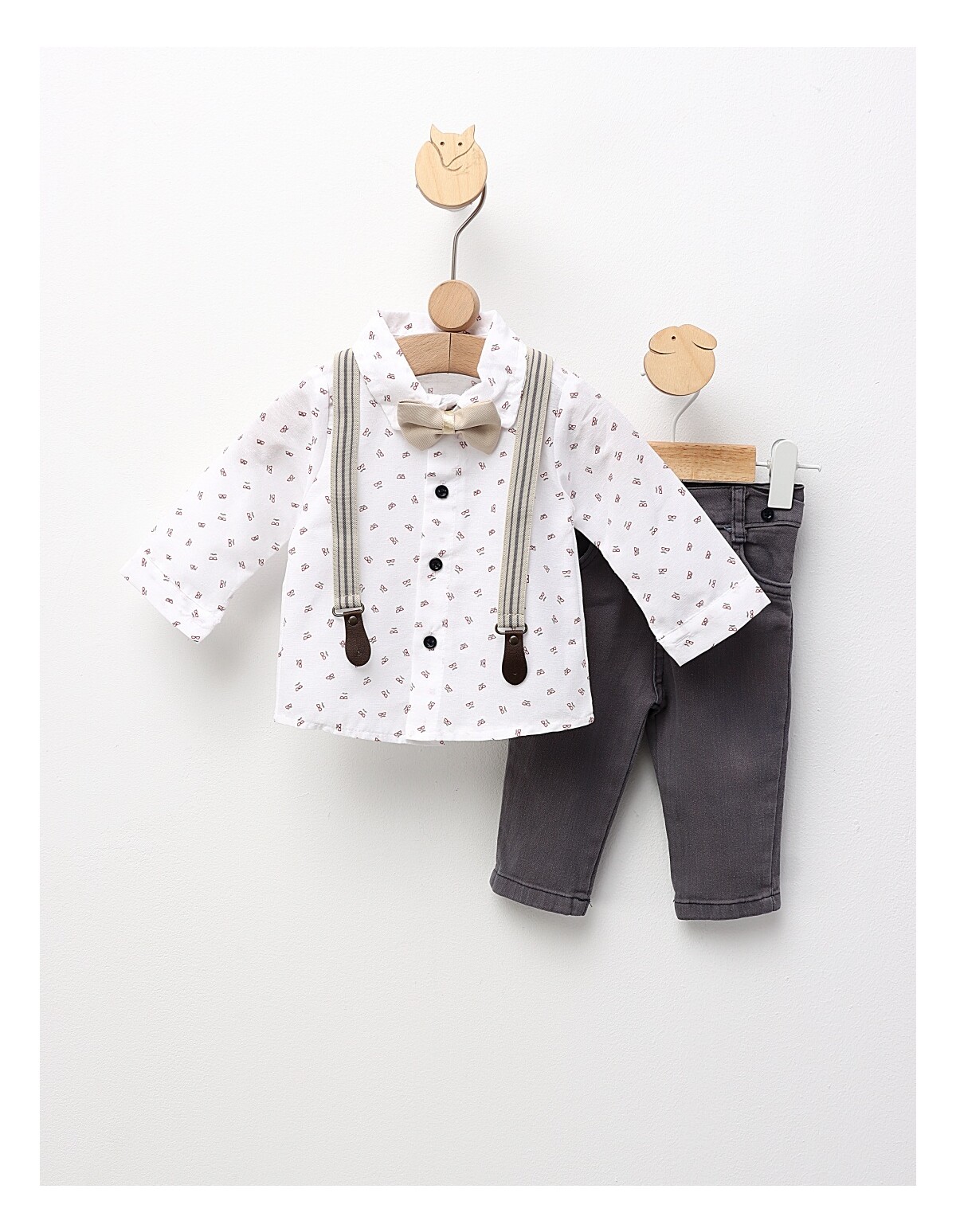 Costumas elegant, Iacob, alb-crem-gri