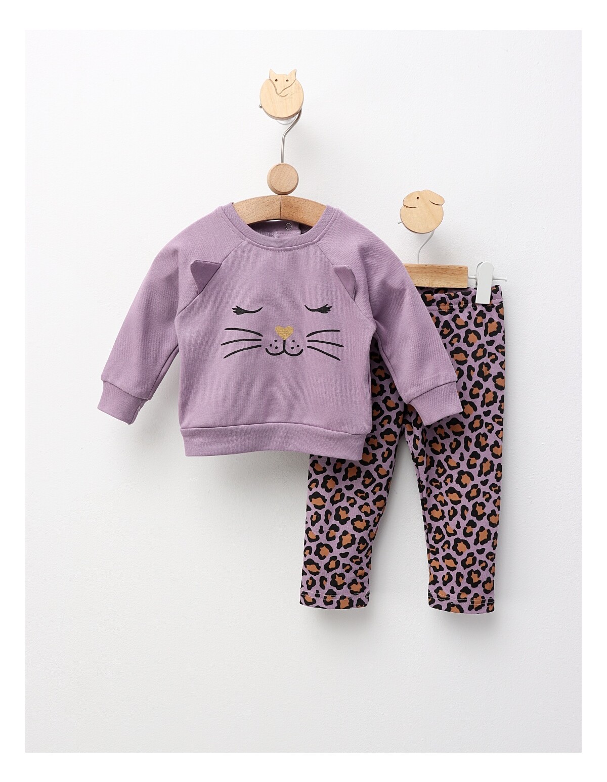 Costumas Felina Leopard, mov